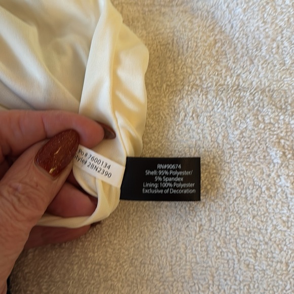 BOSTON PROPER BEAUTY!! Worn once- no flaws- Maxi dress that enhances your figure - Picture 6 of 8